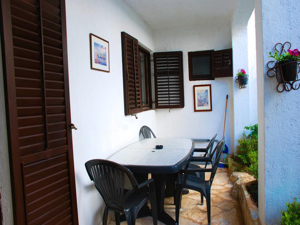 Nada Apartments Porec Bagian luar foto