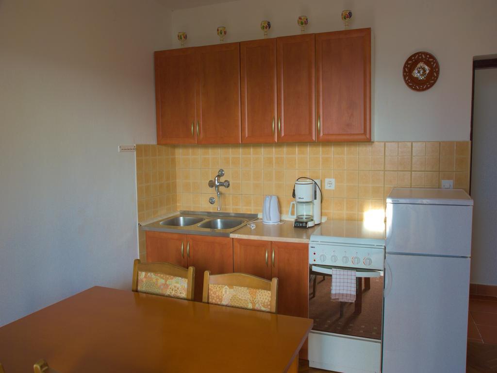Nada Apartments Porec Bagian luar foto