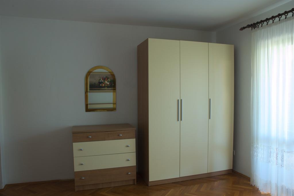 Nada Apartments Porec Bagian luar foto